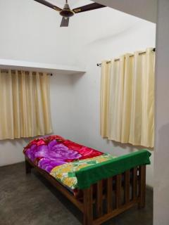 Mayurapriya Inn - Chennai - 1