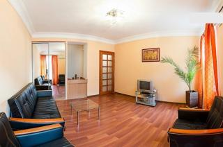 Alex Apartments on Lva Tolstogo - Kiev - 9