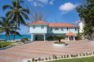 Edgewater Beach Villa - Beach Front, Close to All Attractions - St Mary - 0