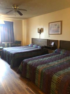 Luxury Inn - Cheyenne - 0