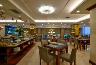 Aquari Hotel - 3
