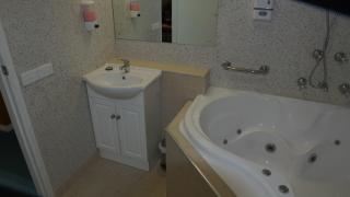 Golden Leaf Motel - Myrtleford - 4