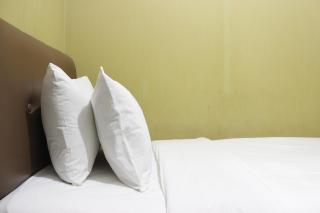 Parquette 2BR Gateway Ahmad Yani Cicadas Apartment By Travelio - 6