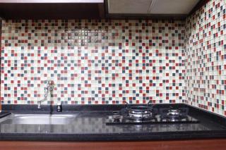 Parquette 2BR Gateway Ahmad Yani Cicadas Apartment By Travelio - Bandung - 1