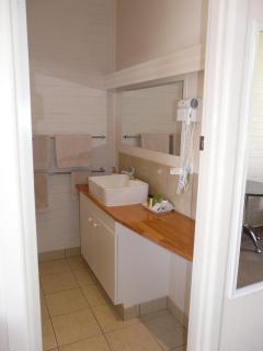 Lake Bolac Motel - 9