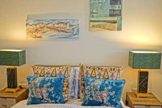 Beach on the doorstep Meridian Tower Marina Swansea - Swansea - 6