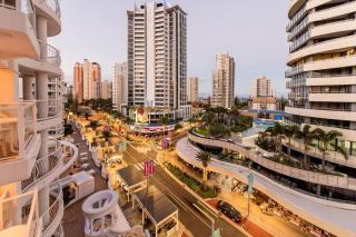 Broadbeach Holiday Apartments - Gold Coast - 7