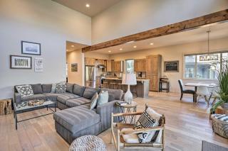 Luxury Mt Bachelor Retreat with Hot Tub and Patio - Bend - 6