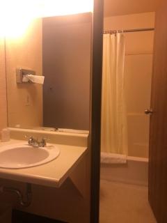 Luxury Inn - Cheyenne - 1