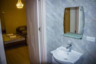 Sunny Apartments - Tbilisi - 2