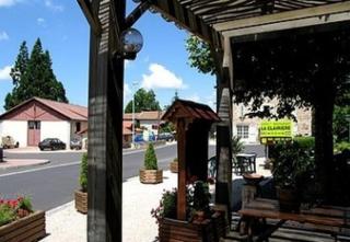 Hôtel La Clairière - Chambon-sur-Dolore - 2