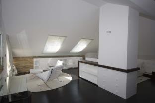 Marmont Heritage Hotel - 3