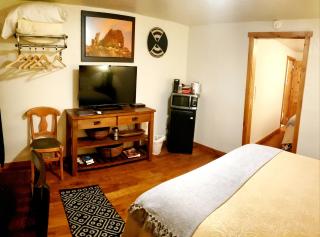 Stone Lizard Lodge - Blanding - 4
