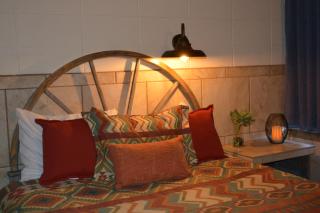 Lariat Motel - Hardin - 3