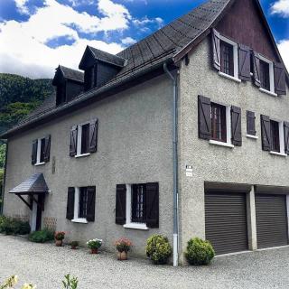 Venasque Vue Apartment - Saint-Mamet - 0