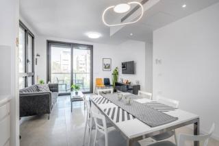 Kerem Hateimanim Area-3 BR with Balcony - 1