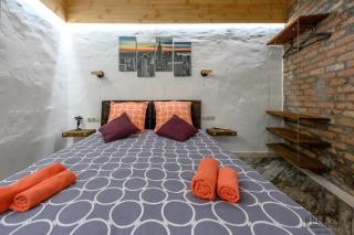 New loft-style house in city center - 7