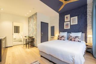 SHWAY - The Blue Parrot - Antwerpen - 6