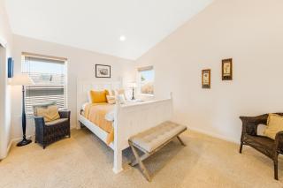 Yaquina Lighthouse View Beach Home - Newport - 3