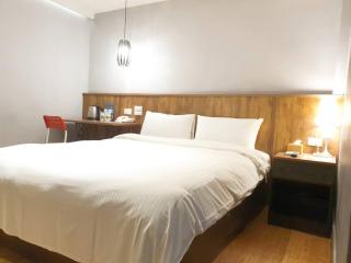 Artch Inn - 1