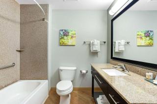 La Quinta by Wyndham Columbus - Edinburgh - Columbus - 6