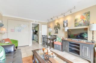 Oceanfront Condo w Balcony minutes walk to the beach - Myrtle Beach - 5