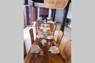 Private Oceanfront Fijian Villa Sleeps 8 - Malolo - 7