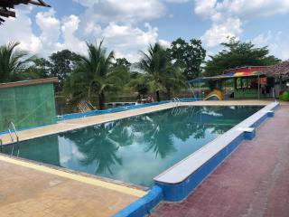 Mulberry resort - 1