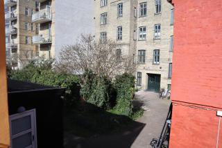 Charming Red Courtyard Apartment - Copenhagen - 4