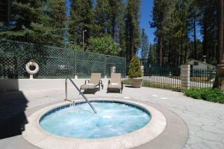 Chateau Big Bear Boutique Hotel, BW Signature Collection - 1
