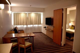 Hotel Tower Inn & Suites - 4