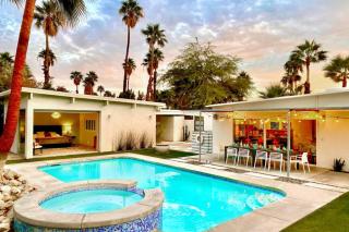 Villa Twenty Three Palms! - Palm Springs - 6