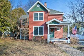 Downtown Charlevoix Duplex half Mi to Lake Michigan - Charlevoix - 9