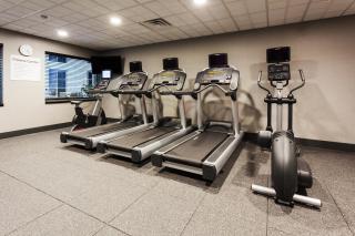 Holiday Inn Express & Suites Rapid City by IHG - Rapid City - 8