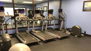 Holiday Inn Express Stony Brook-Long Island by IHG - Centereach - 6