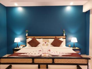 Aristocrat Residence & Hotel - Sihanoukville - 3