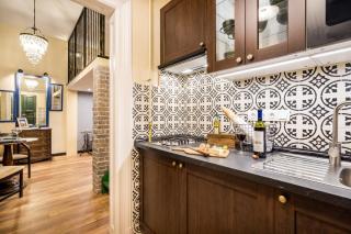 Unique & Stylish - Home of Traveler in City Center - Budapest - 8