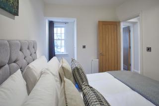 Host & Stay - The Old Sweet Shop - Whitby - 2