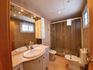 Triana Luxury Home - 3