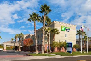 Holiday Inn Express Hotel & Suites Vacaville by IHG - Vacaville - 0