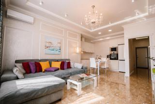 Luxury for business & pleasure Royal 1 - Kiev - 2