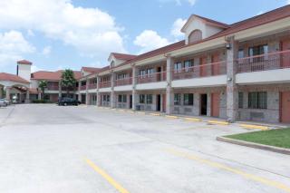 Super 8 by Wyndham Stafford Sugarland Area - Stafford - 9