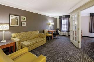 La Quinta by Wyndham Macon - Macon - 3