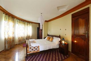 Top of The World Lodge - Kikangala - 9