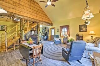 Honey House Cabin - A Quiet Countryside Retreat! - Nappanee - 2
