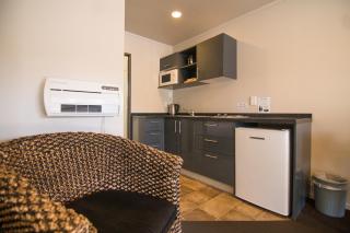 Parklands Motorlodge & Holiday Park - Turangi - 1