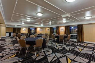 Holiday Inn & Suites San Mateo - SFO by IHG - San Mateo - 1