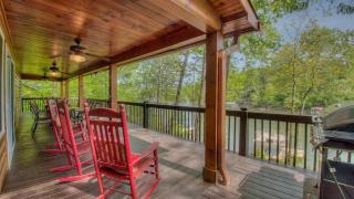 Pure Pleasure on the Lake - Blairsville - 1