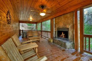Suite Dreams - Morganton - 9