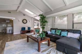 Comanche Trail Guest House - Volente - 4